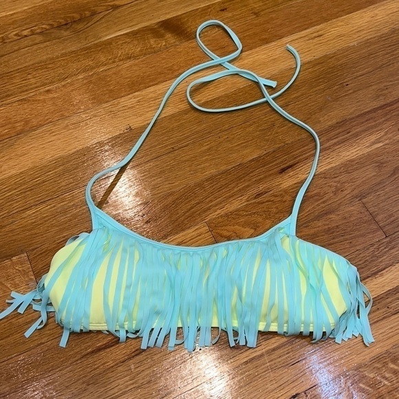 PINK by Victoria’s Secret Fringe Halter Bikini Top Swimsuit medium - Picture 6 of 9